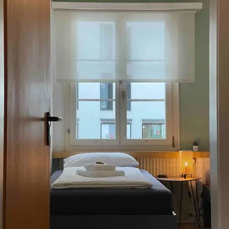 No.8 Boutique Apartment Unterseen Esterno foto